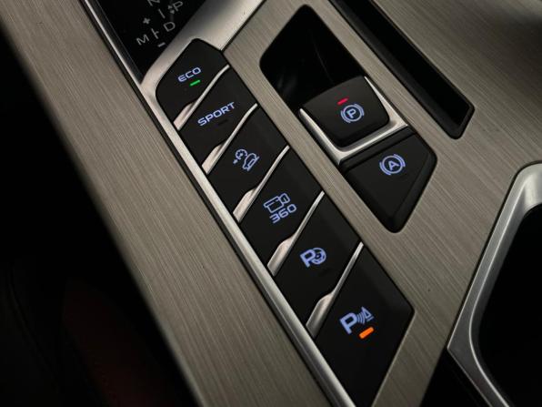 Geely Coolray I с пробегом 2023 года, цена 1 704 000 рублей, 91942 км, внедорожник, Автокод Объявления