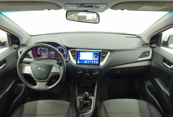 Hyundai Solaris II с пробегом 2018 года, цена 720 000 рублей, 223710 км, седан, Автокод Объявления