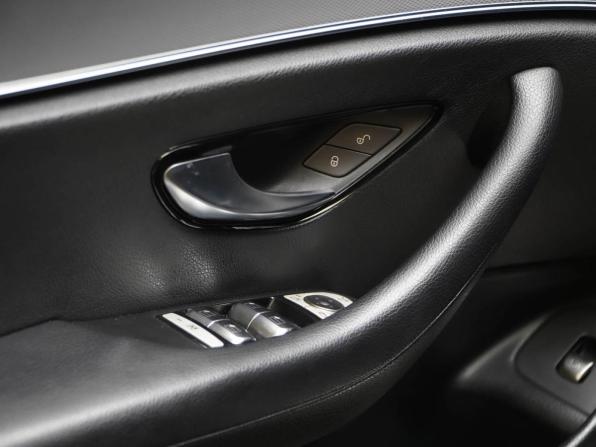 Mercedes-Benz E-Класс V (W213 S213 C238) с пробегом 2019 года, цена 2 963 050 рублей, 90946 км, седан, Автокод Объявления