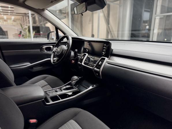 Kia Sorento IV с пробегом 2021 года, цена 3 020 000 рублей, 89137 км, внедорожник, Автокод Объявления