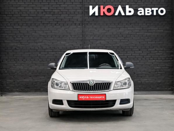 Skoda Octavia II (A5) Рестайлинг с пробегом 2011 года, цена 670 000 рублей, 157633 км, лифтбек, Автокод Объявления