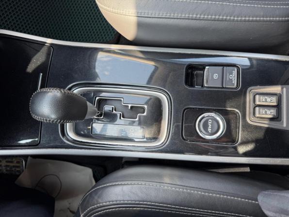 Mitsubishi Outlander III Рестайлинг 3 с пробегом 2019 года, цена 1 649 000 рублей, 229800 км, внедорожник, Автокод Объявления