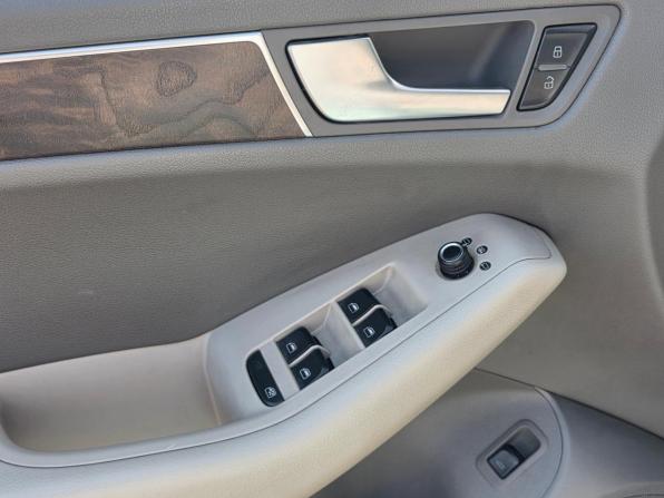 Audi Q5 I (8R) с пробегом 2009 года, цена 1 045 000 рублей, 79800 км, внедорожник, Автокод Объявления