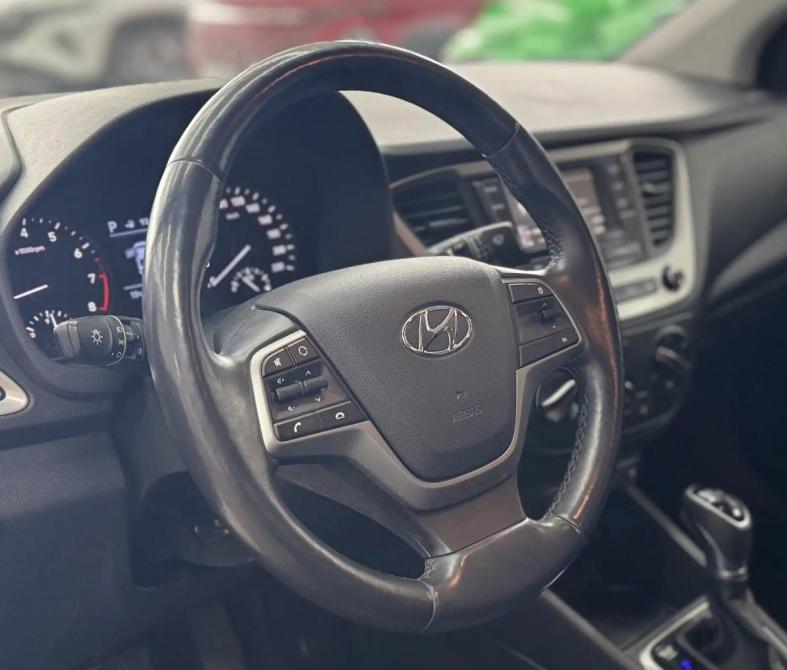 Hyundai Solaris II Шахты  - изображение 12
