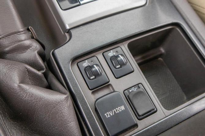 Toyota Land Cruiser Prado 150 Series Рестайлинг 1 с пробегом 2016 года, цена 3 799 000 рублей, 209000 км, внедорожник, Автокод Объявления