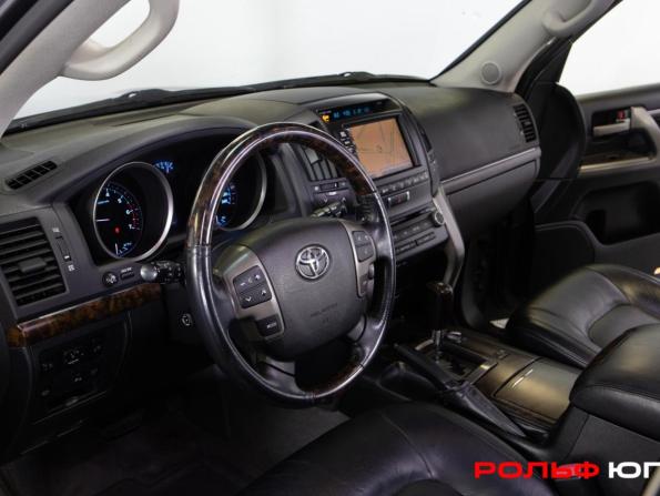 Toyota Land Cruiser 200 Series с пробегом 2011 года, цена 3 398 000 рублей, 237289 км, внедорожник, Автокод Объявления