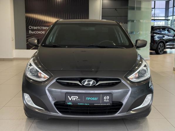 Hyundai Solaris I с пробегом 2013 года, цена 857 000 рублей, 193611 км, седан, Автокод Объявления