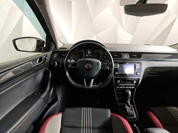 Skoda Rapid I Рестайлинг с пробегом 2018 года, цена 1 599 000 рублей, 62631 км, лифтбек, Автокод Объявления