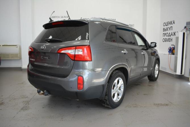 Kia Sorento II Рестайлинг с пробегом 2015 года, цена 1 799 000 рублей, 199000 км, внедорожник, Автокод Объявления