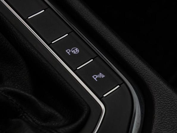 Volkswagen Tiguan II с пробегом 2017 года, цена 2 049 000 рублей, 143491 км, внедорожник, Автокод Объявления