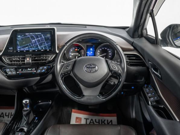 Toyota C-HR I с пробегом 2018 года, цена 1 845 000 рублей, 45406 км, внедорожник, Автокод Объявления