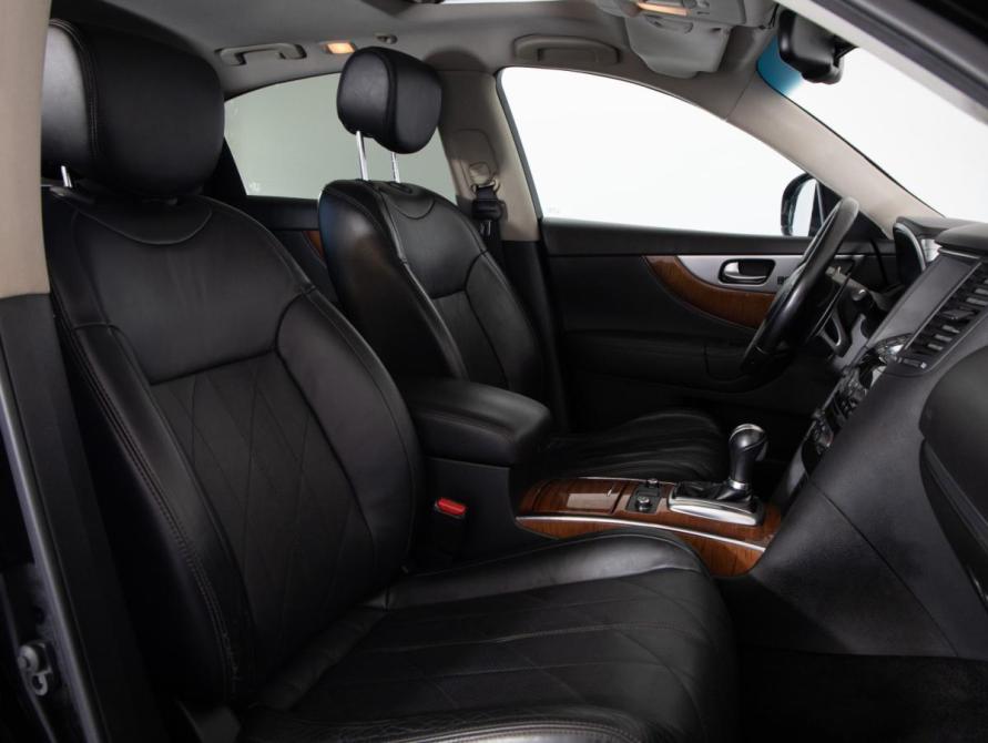 Infiniti QX70 Санкт-Петербург  - изображение 11