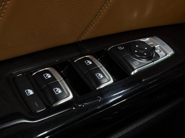 Kia Mohave I Рестайлинг 2 с пробегом 2022 года, цена 4 640 000 рублей, 107819 км, внедорожник, Автокод Объявления