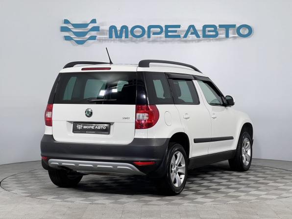 Skoda Yeti I с пробегом 2013 года, цена 900 000 рублей, 244000 км, внедорожник, Автокод Объявления