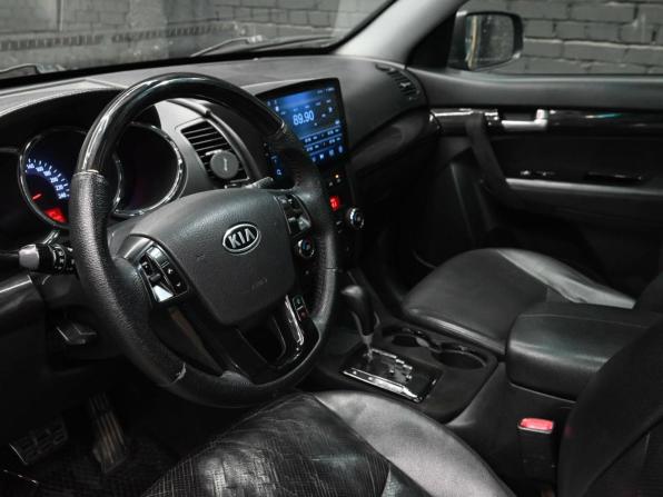 Kia Sorento II с пробегом 2011 года, цена 1 355 000 рублей, 207734 км, внедорожник, Автокод Объявления