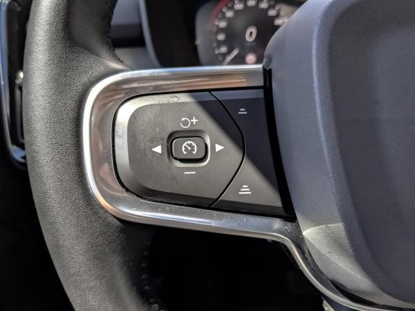 Volvo XC40 I с пробегом 2020 года, цена 3 200 000 рублей, 103076 км, внедорожник, Автокод Объявления