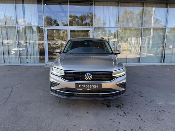Volkswagen Tiguan II Рестайлинг с пробегом 2021 года, цена 2 350 000 рублей, 142926 км, внедорожник, Автокод Объявления