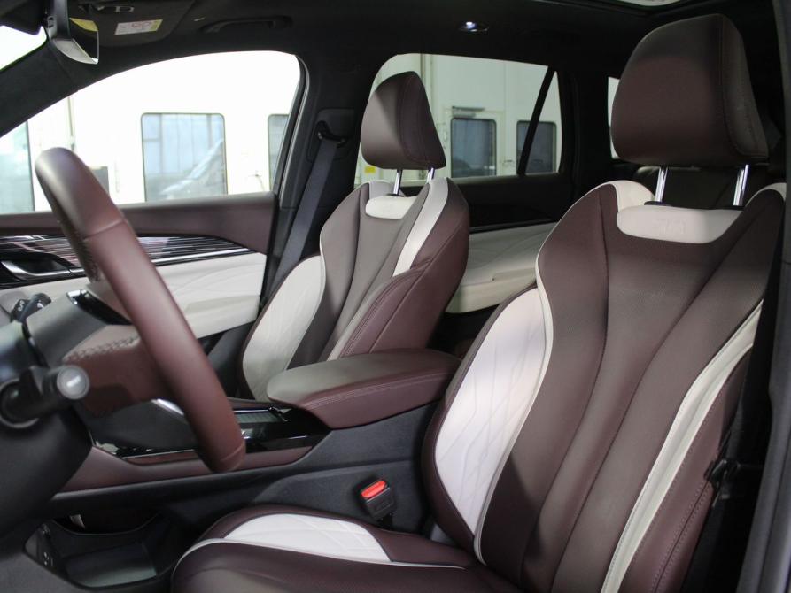 Geely Monjaro I Москва  - изображение 13