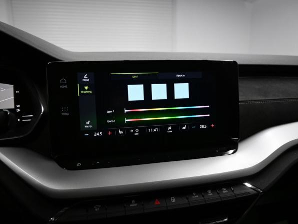 Skoda Octavia IV (A8) с пробегом 2020 года, цена 2 445 000 рублей, 122057 км, лифтбек, Автокод Объявления