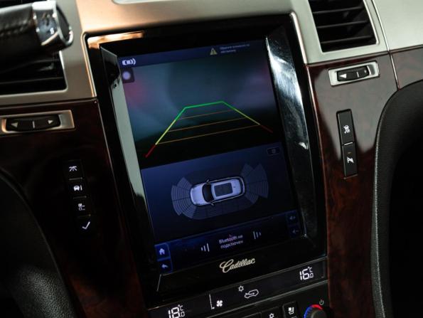 Cadillac Escalade III с пробегом 2010 года, цена 1 599 585 рублей, 262442 км, внедорожник, Автокод Объявления