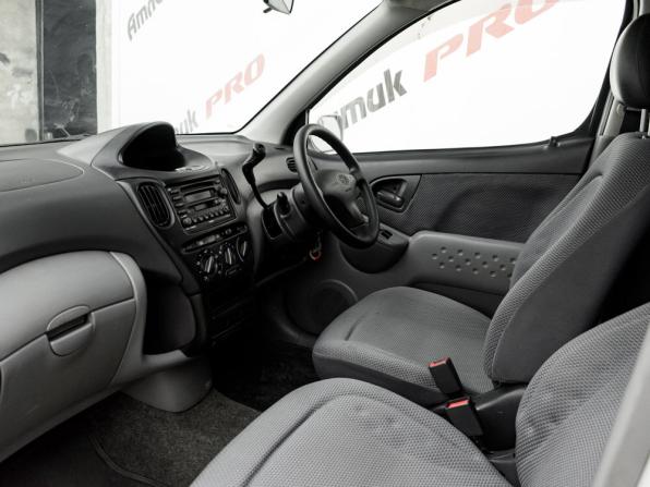 Toyota FunCargo с пробегом 2002 года, цена 420 000 рублей, 216994 км, минивэн, Автокод Объявления