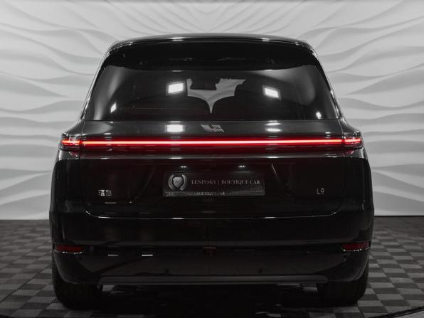 Новый Li Auto (Lixiang) L9 I Рестайлинг 2025 года, цена 11 790 000 рублей, внедорожник, Автокод Объявления
