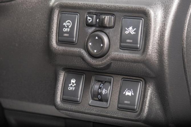 Nissan Note II с пробегом 2015 года, цена 949 000 рублей, 60000 км, хэтчбек, Автокод Объявления