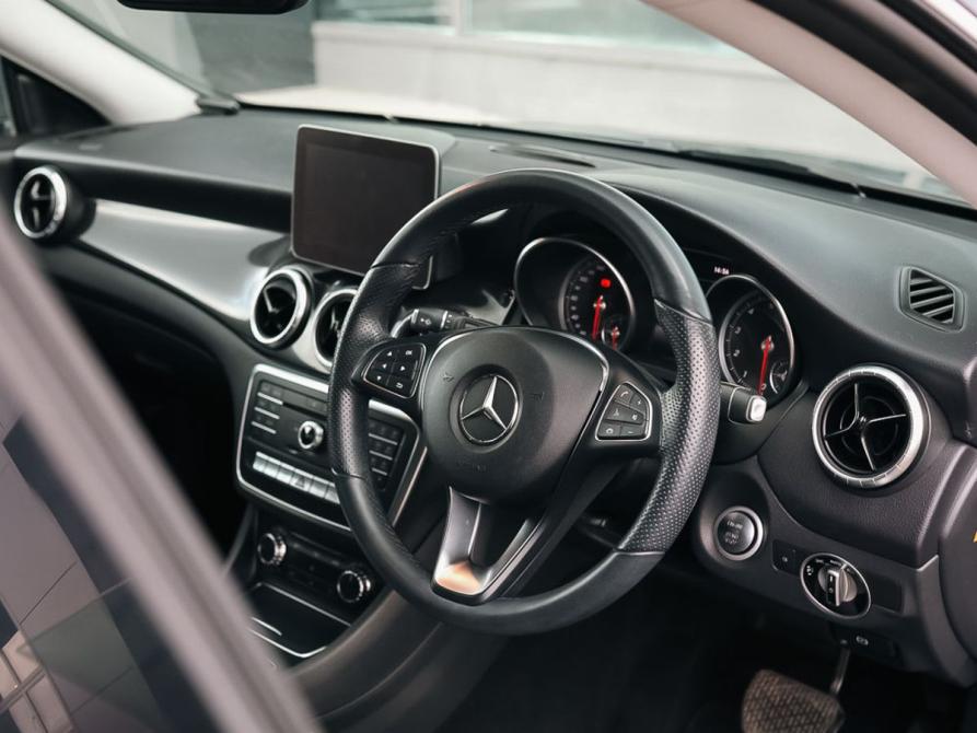 Mercedes-Benz CLA I (C117 X117) Рестайлинг Новосибирск  - изображение 11