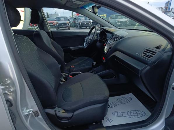 Kia Rio III Рестайлинг с пробегом 2016 года, цена 1 119 995 рублей, 92706 км, седан, Автокод Объявления