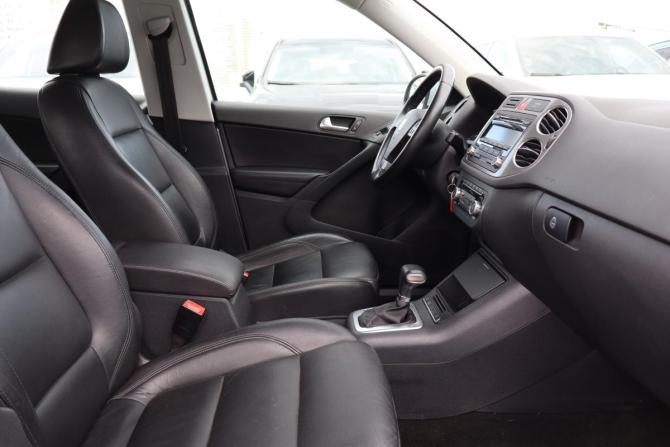 Volkswagen Tiguan I с пробегом 2010 года, цена 939 000 рублей, 202000 км, внедорожник, Автокод Объявления
