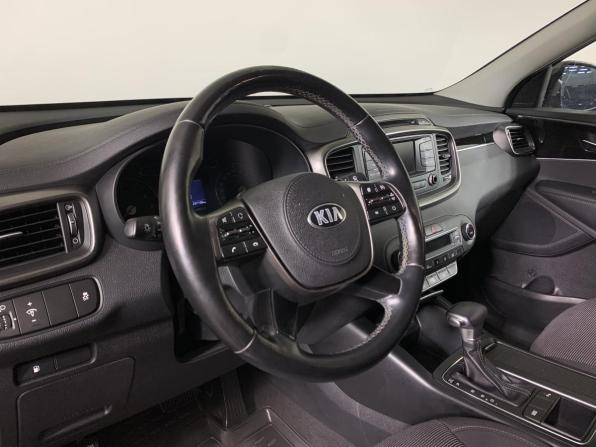 Kia Sorento III Prime Рестайлинг с пробегом 2018 года, цена 1 890 000 рублей, 235000 км, внедорожник, Автокод Объявления