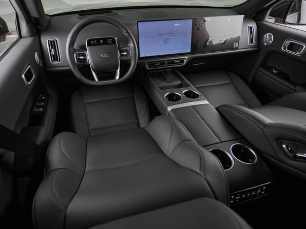 Новый Li Auto (Lixiang) L9 I Рестайлинг 2025 года, цена 11 990 000 рублей, внедорожник, Автокод Объявления