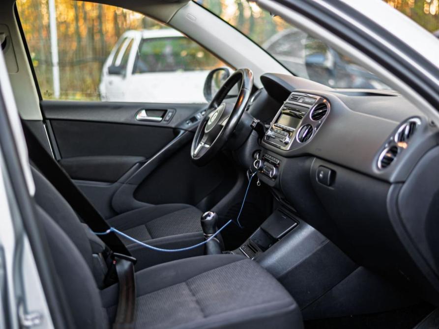 Volkswagen Tiguan I Рестайлинг Санкт-Петербург  - изображение 11