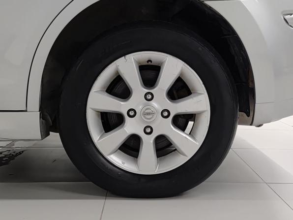 Nissan Tiida I Рестайлинг с пробегом 2010 года, цена 674 000 рублей, 218304 км, хэтчбек, Автокод Объявления