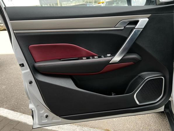 Geely Coolray I с пробегом 2023 года, цена 1 990 000 рублей, 65800 км, внедорожник, Автокод Объявления
