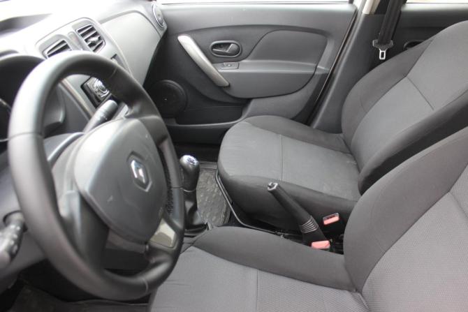 Renault Logan II с пробегом 2016 года, цена 575 000 рублей, 150777 км, седан, Автокод Объявления