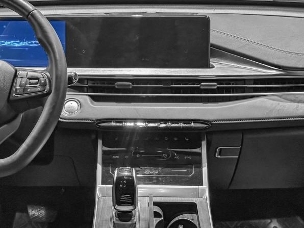 Chery Tiggo 7 Pro Max I с пробегом 2023 года, цена 1 990 205 рублей, 21842 км, внедорожник, Автокод Объявления