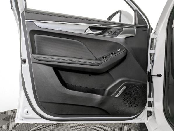 Haval Jolion I с пробегом 2023 года, цена 1 350 000 рублей, 182873 км, внедорожник, Автокод Объявления