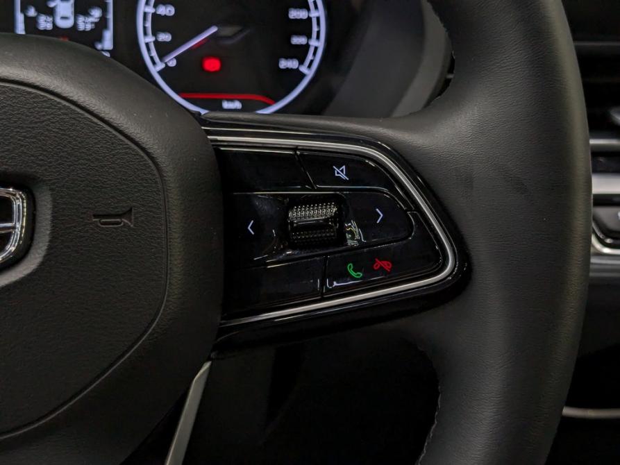 Geely Emgrand II Москва  - изображение 26