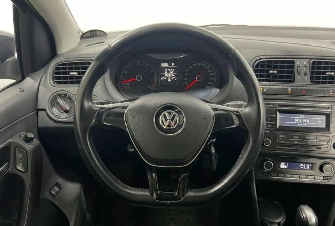 Volkswagen Polo V Рестайлинг с пробегом 2015 года, цена 1 230 000 рублей, 85407 км, седан, Автокод Объявления