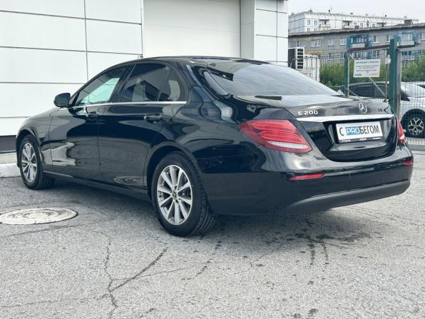 Mercedes-Benz E-Класс V (W213 S213 C238) с пробегом 2018 года, цена 2 750 000 рублей, 113121 км, седан, Автокод Объявления