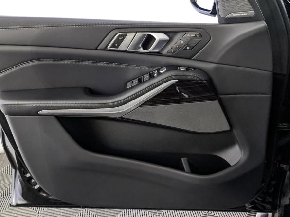 BMW X7 I (G07) Рестайлинг с пробегом 2022 года, цена 11 900 000 рублей, 61587 км, внедорожник, Автокод Объявления