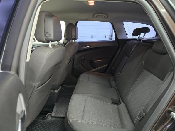 Opel Astra J с пробегом 2012 года, цена 875 000 рублей, 193431 км, универсал, Автокод Объявления