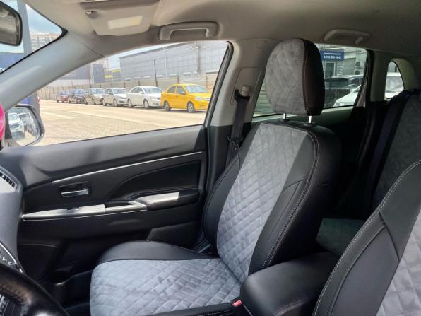 Mitsubishi ASX I с пробегом 2012 года, цена 955 000 рублей, 185000 км, внедорожник, Автокод Объявления