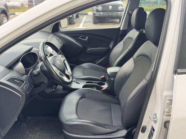 Hyundai ix35 I Рестайлинг с пробегом 2014 года, цена 1 215 000 рублей, 111026 км, внедорожник, Автокод Объявления