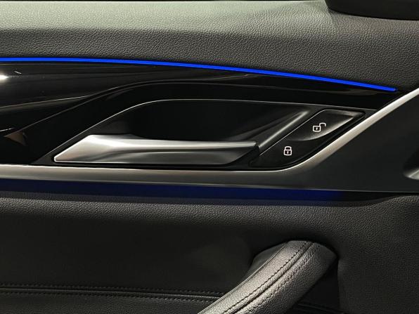 BMW 5 серии VII (G30/G31/G38) с пробегом 2017 года, цена 2 850 000 рублей, 48130 км, седан, Автокод Объявления