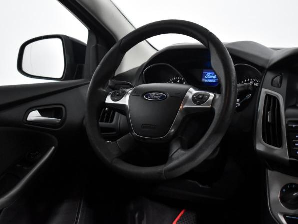 Ford Focus III с пробегом 2013 года, цена 725 000 рублей, 147566 км, хэтчбек, Автокод Объявления