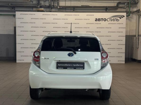 Toyota Aqua I с пробегом 2014 года, цена 749 000 рублей, 151000 км, хэтчбек, Автокод Объявления