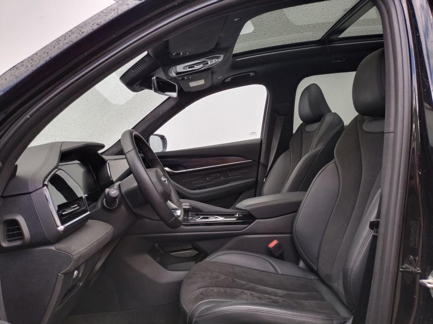 Geely Monjaro I Москва  - изображение 10