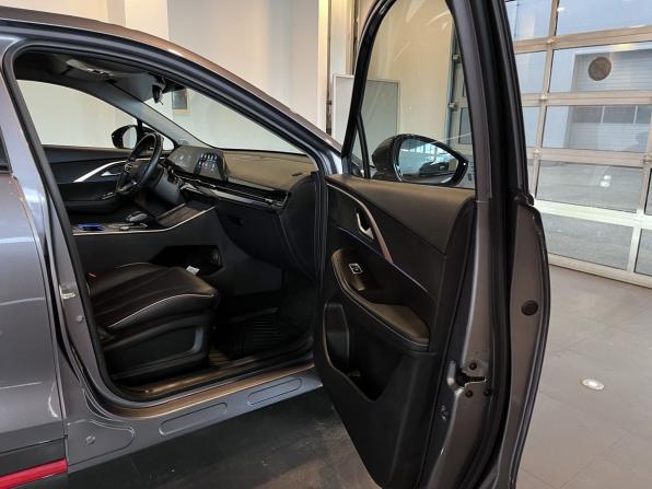 Omoda C5 I с пробегом 2024 года, цена 2 000 000 рублей, 43758 км, внедорожник, Автокод Объявления